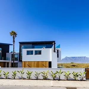  Appart hôtel Ocean 9 - Sunset Beachfront Residency
